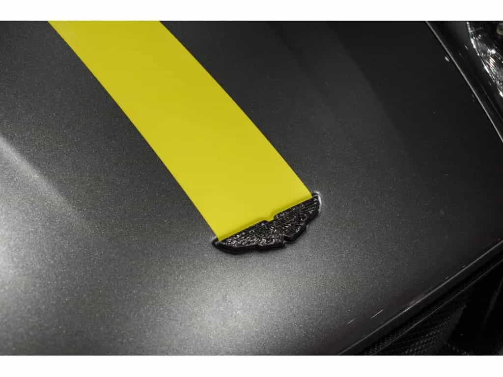 Aston Martin V8 Vantage AMR - 1 OF 200 06/2018-photo-15