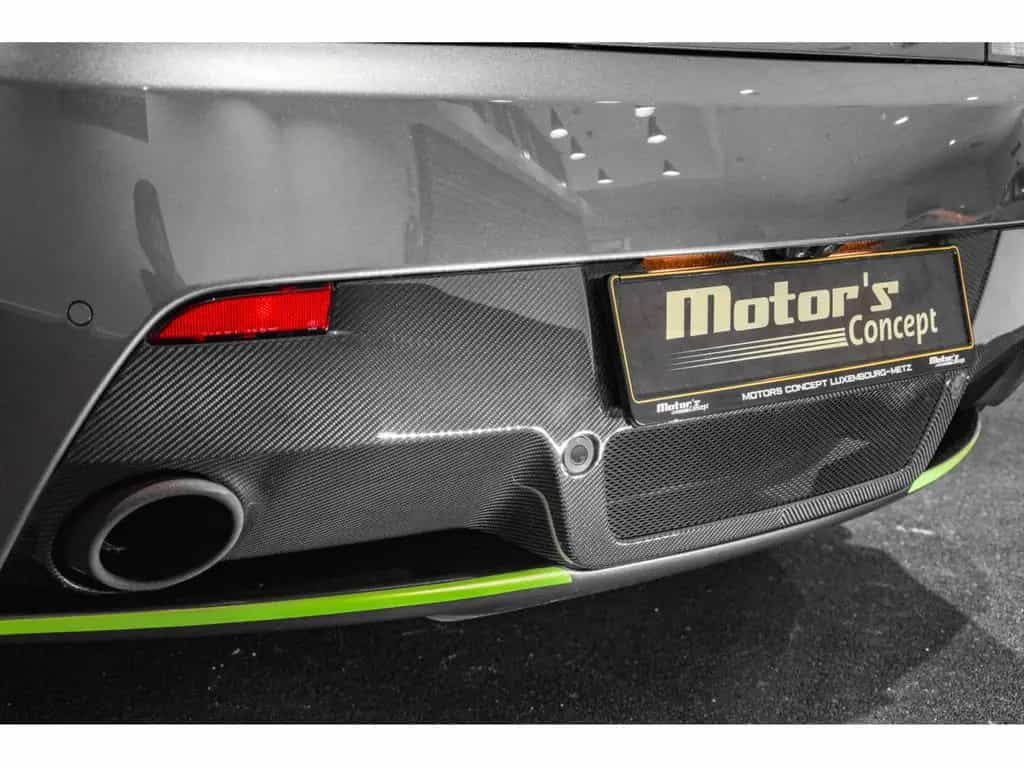 Aston Martin V8 Vantage AMR - 1 OF 200 06/2018-photo-18