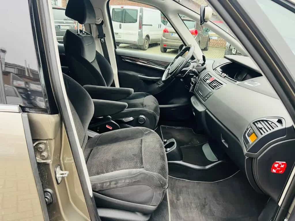 Citroën C4 Picasso Exclusive PDC SHZ RFK SHA GARANTIE 05/2008-photo-13