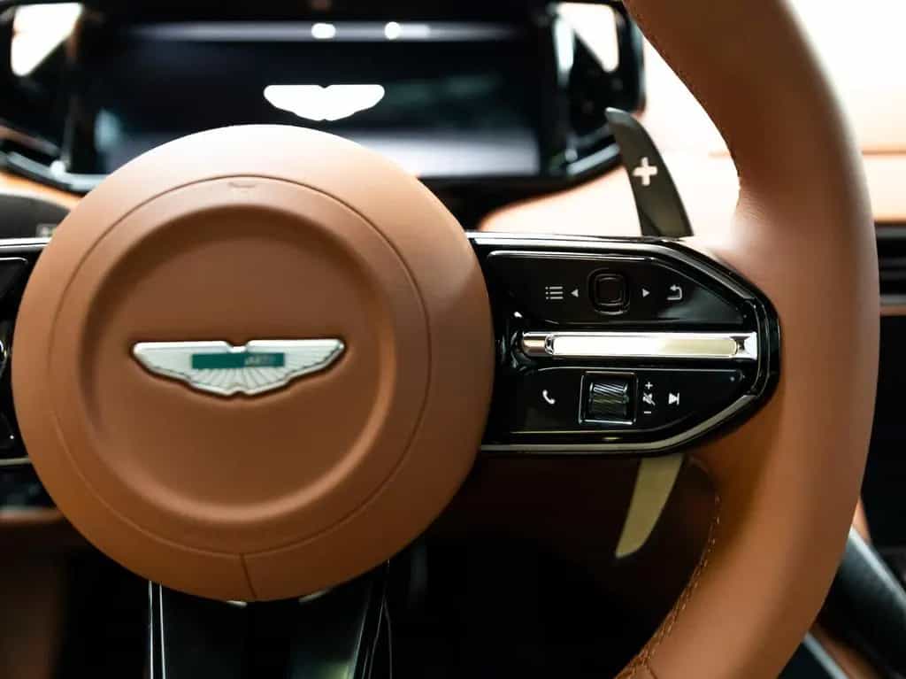 Aston Martin Vanquish | Q Paint | Carbon Gloss Exterior 07/2025-photo-25