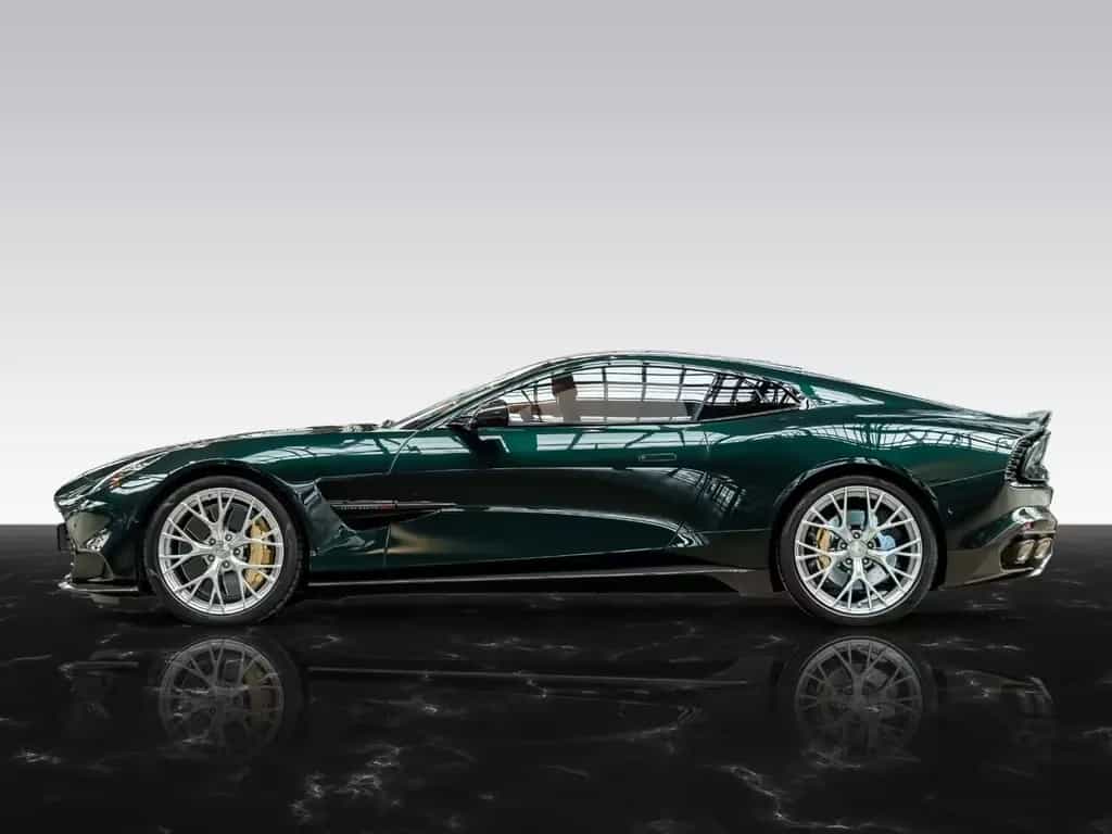 Aston Martin Vanquish | Q Paint | Carbon Gloss Exterior 07/2025-photo-9