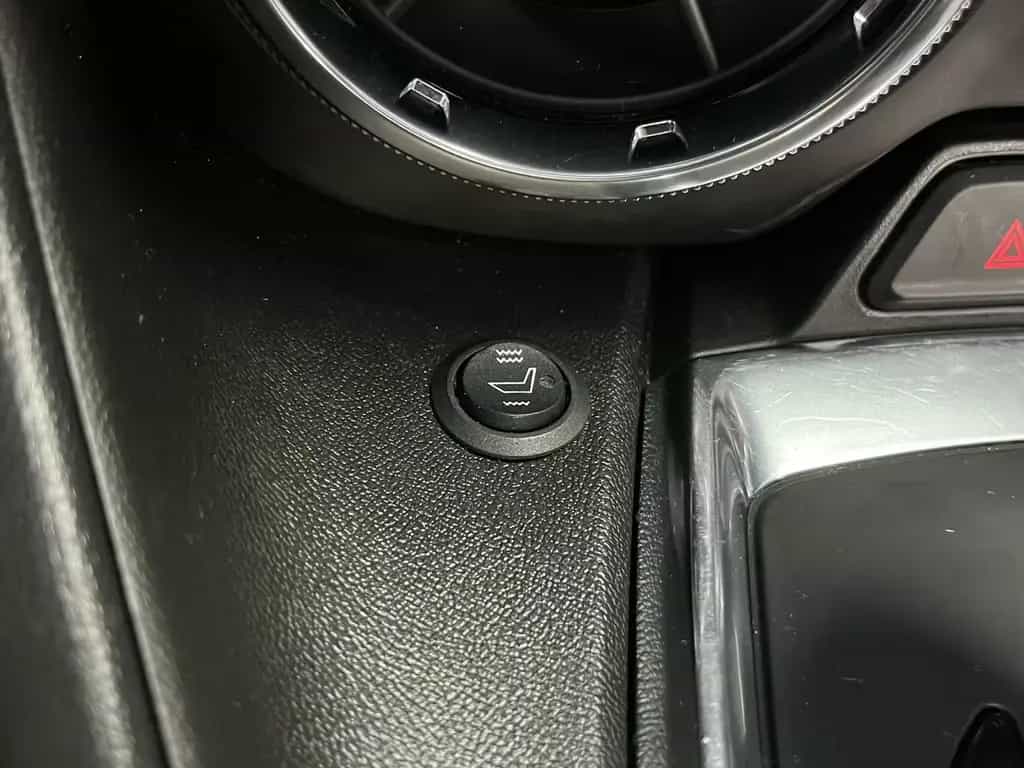 Chevrolet Camaro 2,0l Turbo Cabrio *AUT / LEDER/ZL1 Front* 06/2022-photo-14