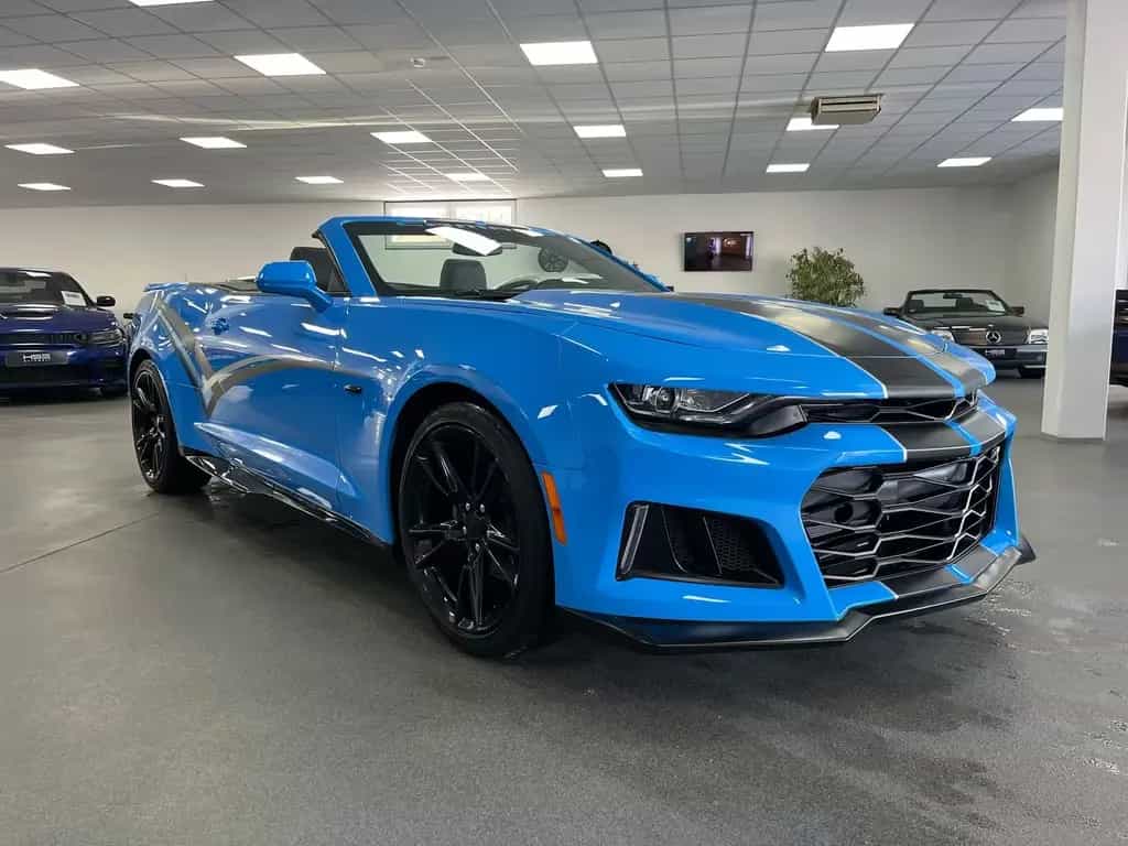 Chevrolet Camaro 2,0l Turbo Cabrio *AUT / LEDER/ZL1 Front* 06/2022-photo-4