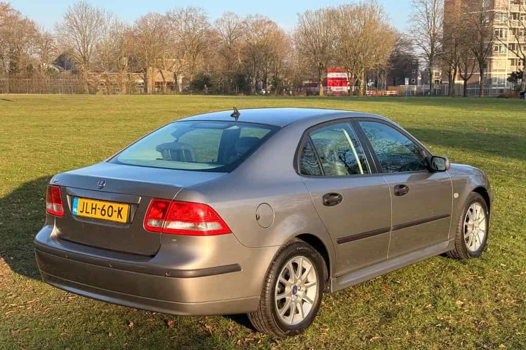 Saab 9-3 1.8t Arc Sport-Limousine Arc 1. Hand 106.172 03/2003-photo-4