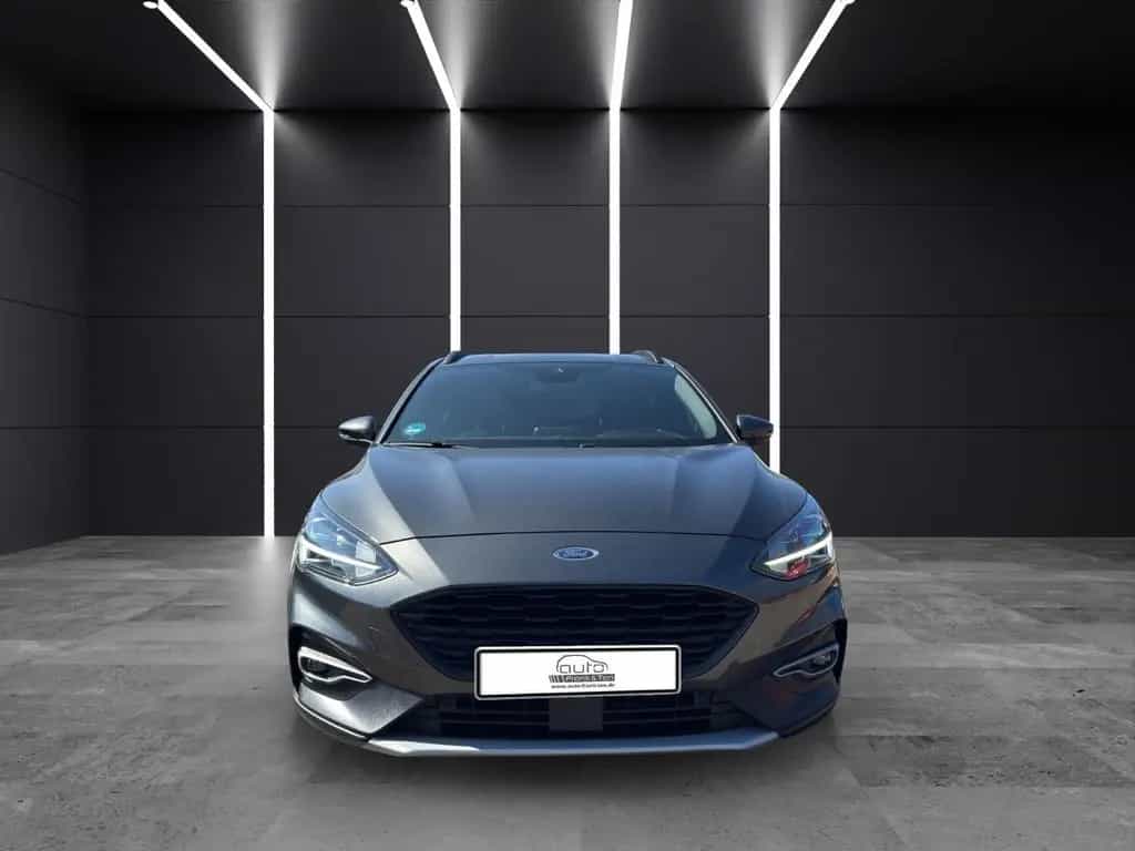 Ford Focus Lim. Active X*Ahk*Kamera*Head-Up*LED* 01/2022-photo-1