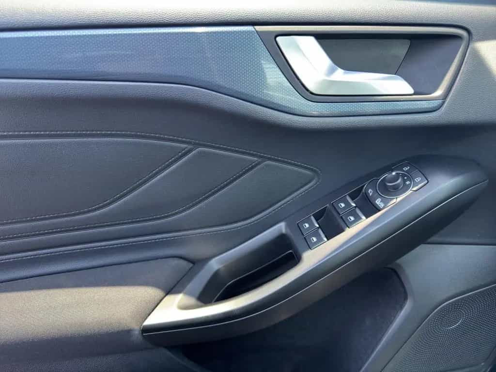 Ford Focus Lim. Active X*Ahk*Kamera*Head-Up*LED* 01/2022-photo-11