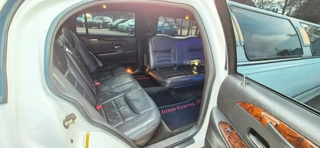 Lincoln Town Car Stretchlimousine 8,6 Meter lang V8 07/1999-photo-6