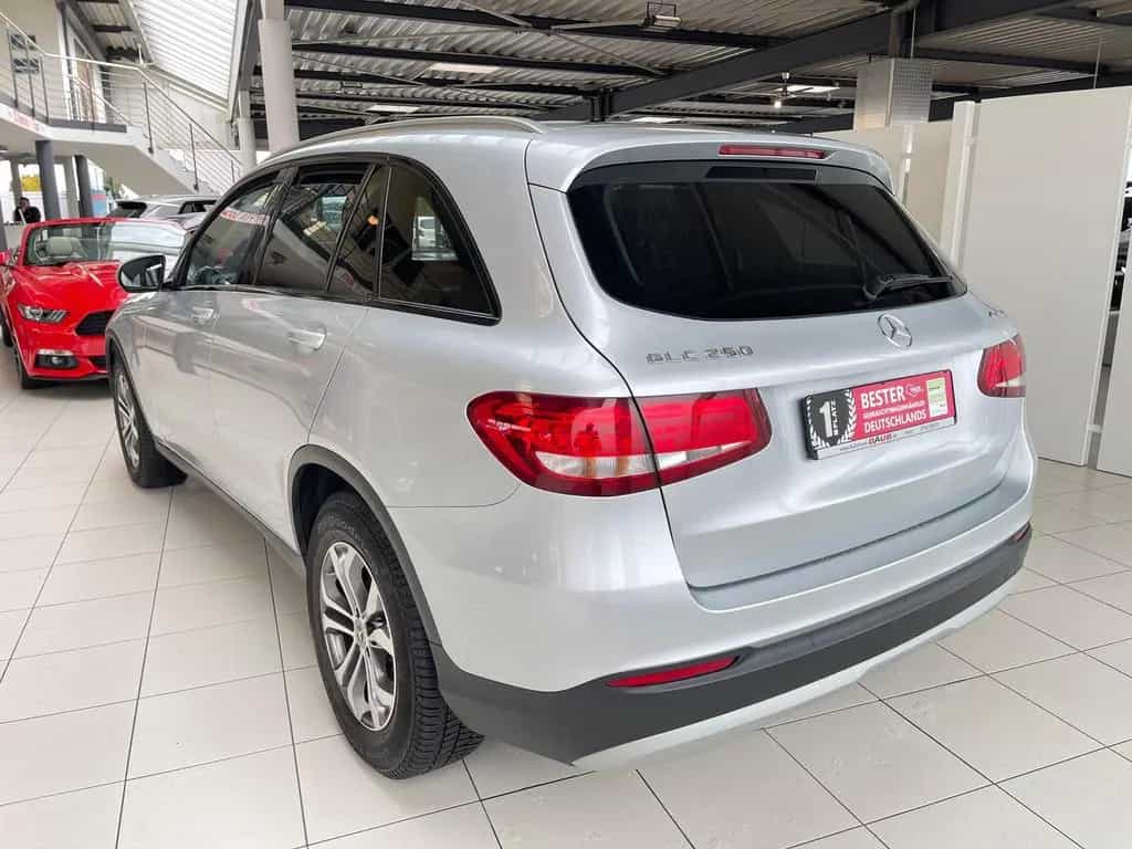 Mercedes-Benz GLC-Class 250 4Matic+Automatik+Navi+Klima+Alu+AHK+voll 08/2018-photo-3