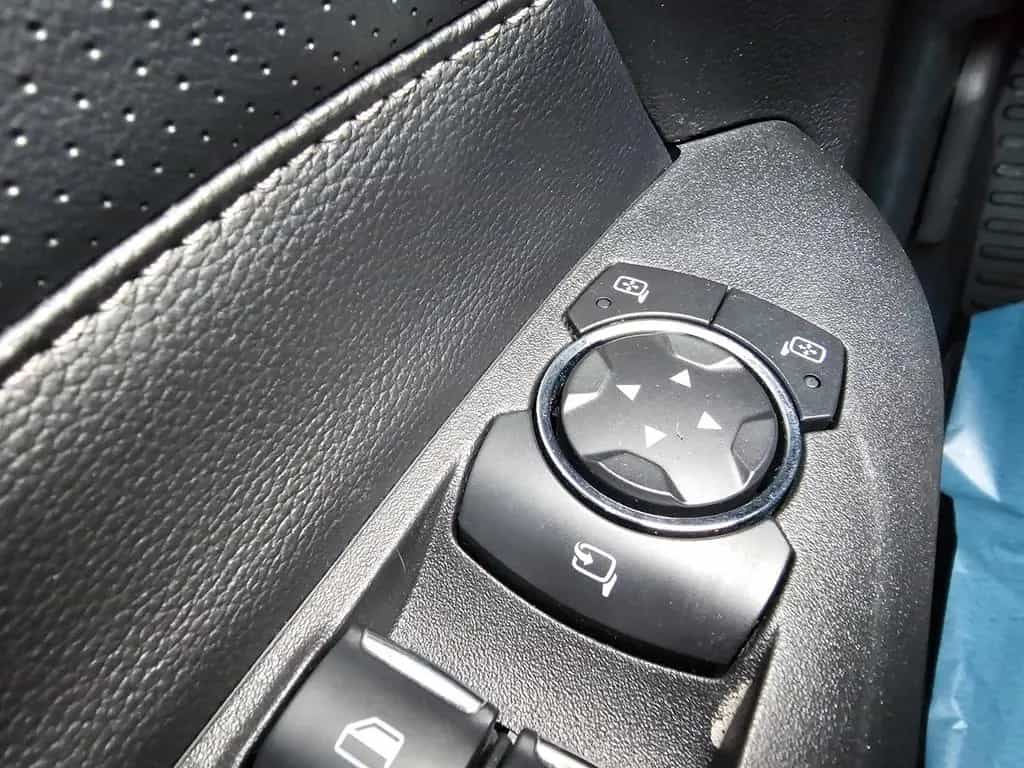 Ford Mustang 5.0 Ti-VCT V8 GT Auto. EU-Model 07/2023-photo-24