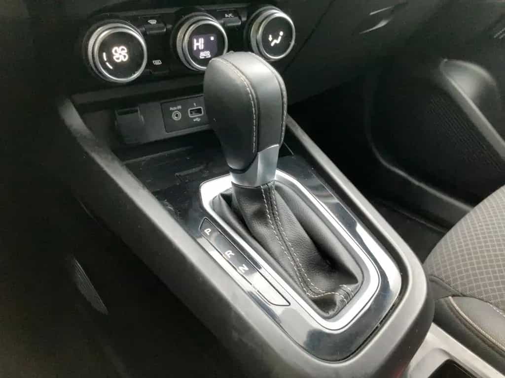 Renault Arkana TECHNO TCe 140 01/2024-photo-13