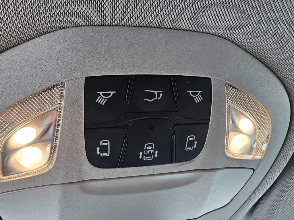 Chrysler Pacifica 3.6L V6 . TWA.PDC.Sitz.Heizung. 11/2019-photo-15