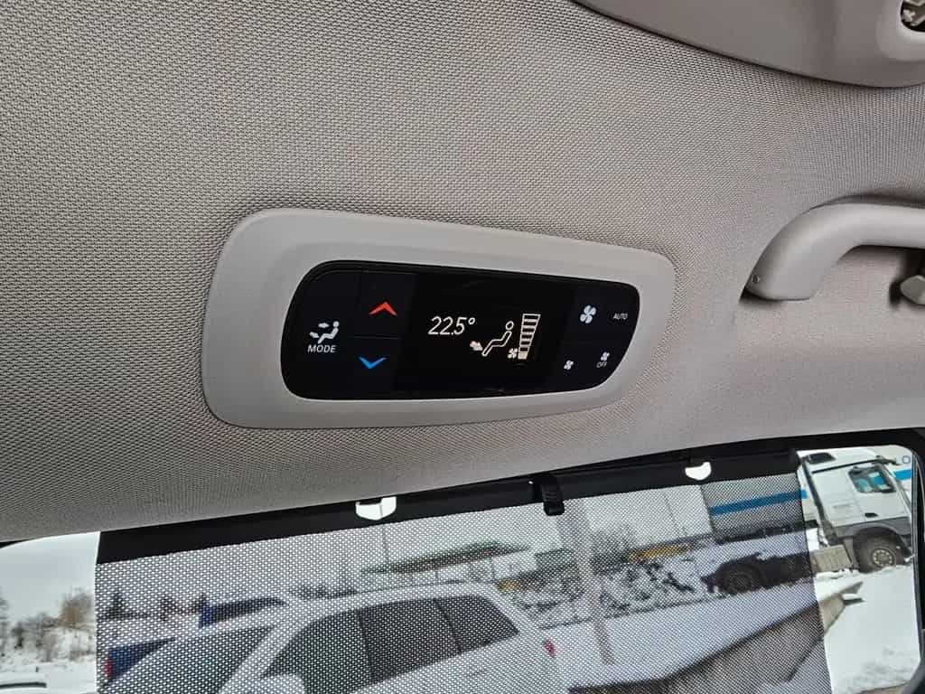 Chrysler Pacifica 3.6L V6 . TWA.PDC.Sitz.Heizung. 11/2019-photo-16
