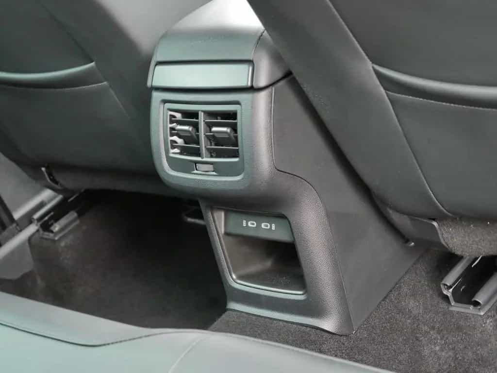 Seat Ateca Xperience 2.0 TDI LED*AHK*RFK*ACC*Navi 06/2025-photo-16