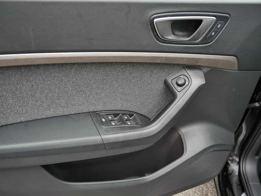 Seat Ateca Xperience 2.0 TDI LED*AHK*RFK*ACC*Navi 06/2025-photo-19