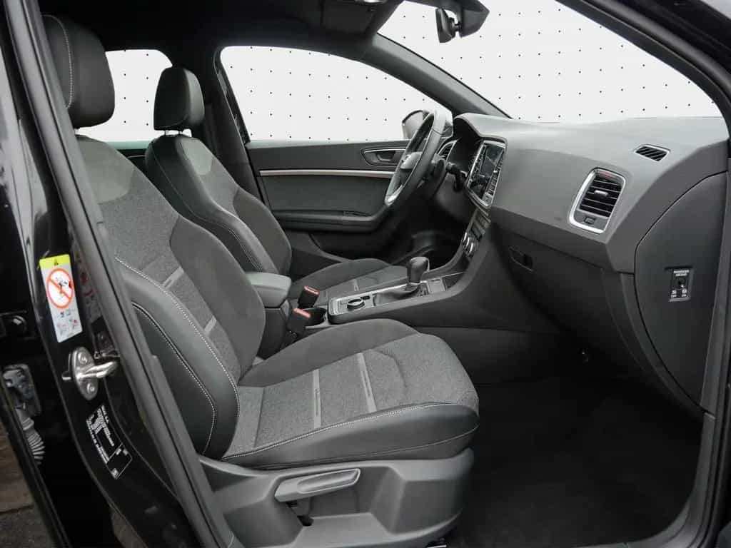 Seat Ateca Xperience 2.0 TDI LED*AHK*RFK*ACC*Navi 06/2025-photo-3