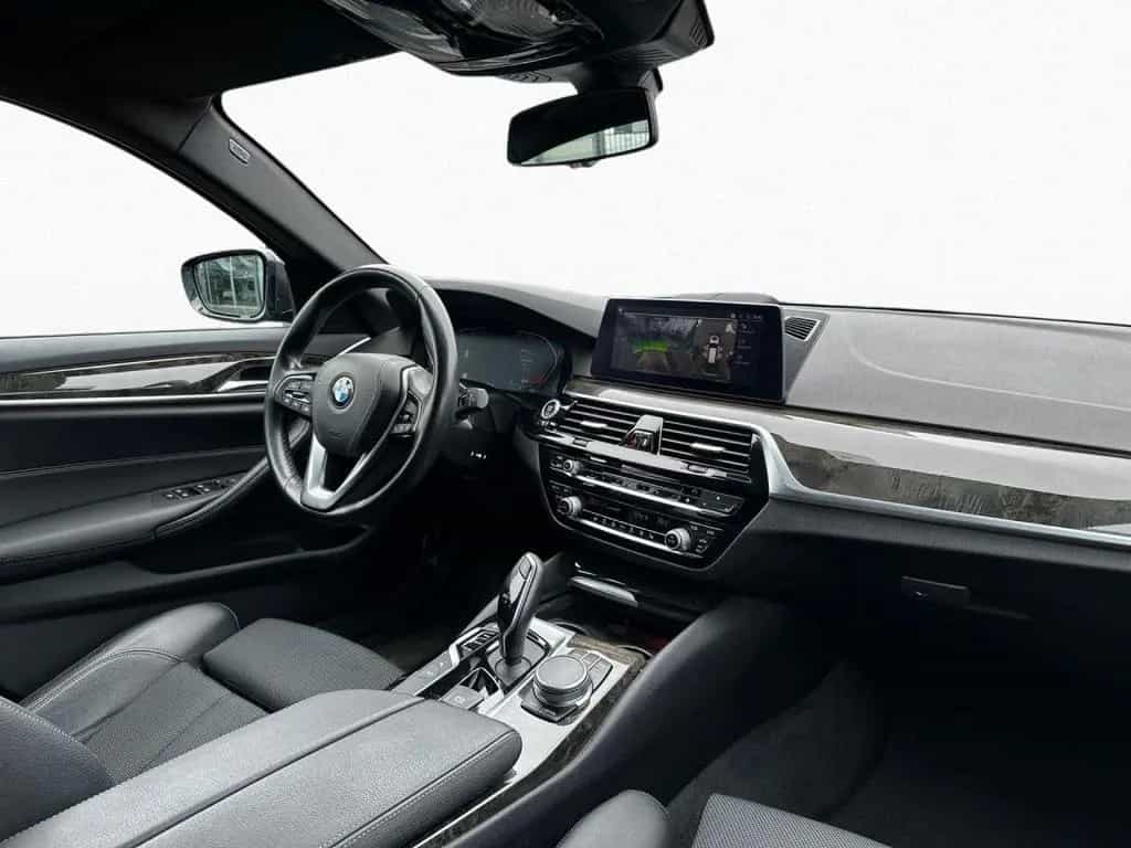 BMW 5 Series 520d xDrive T Sport AHK,PANO,AdLED,HUD,DA+,PA+ 07/2020-photo-10