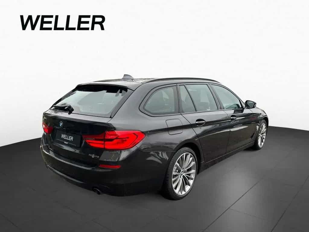 BMW 5 Series 520d xDrive T Sport AHK,PANO,AdLED,HUD,DA+,PA+ 07/2020-photo-4