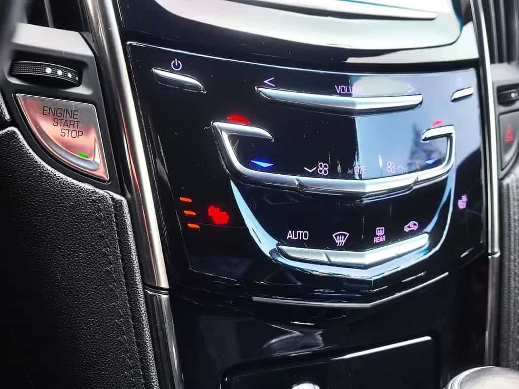 Cadillac ATS Coupe 2.0 T Luxury 02/2017-photo-11