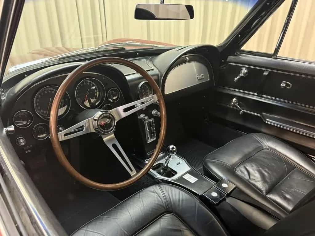 Corvette C2 Chevrolet Coupé / Matching Numbers / 350 PK / 07/1965-photo-11