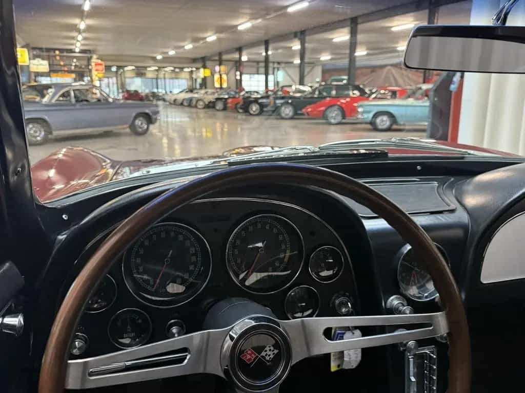 Corvette C2 Chevrolet Coupé / Matching Numbers / 350 PK / 07/1965-photo-13