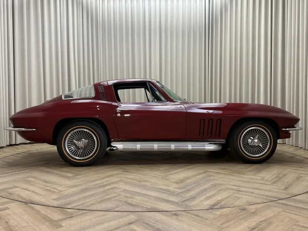 Corvette C2 Chevrolet Coupé / Matching Numbers / 350 PK / 07/1965-photo-32