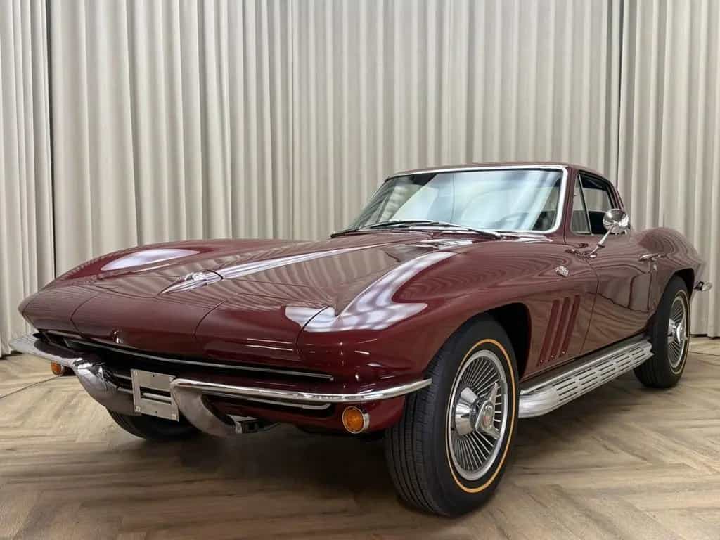 Corvette C2 Chevrolet Coupé / Matching Numbers / 350 PK / 07/1965-photo-4