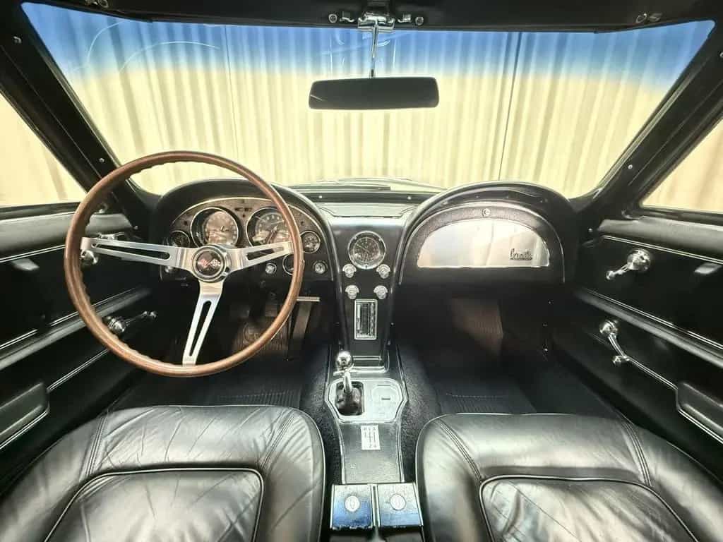 Corvette C2 Chevrolet Coupé / Matching Numbers / 350 PK / 07/1965-photo-45