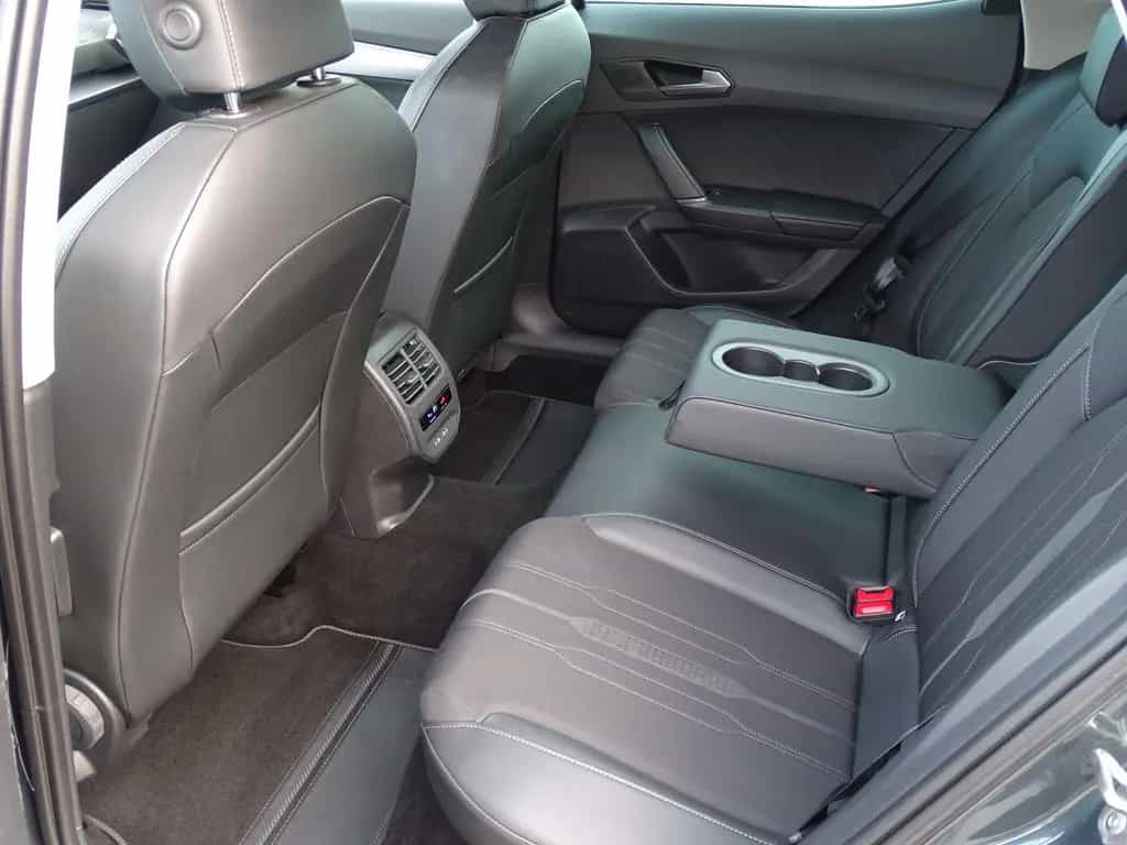 Cupra Formentor 1.5*NAVI*DAB*SHZG*LED*RFK*FULL LINK* 01/2022-photo-27