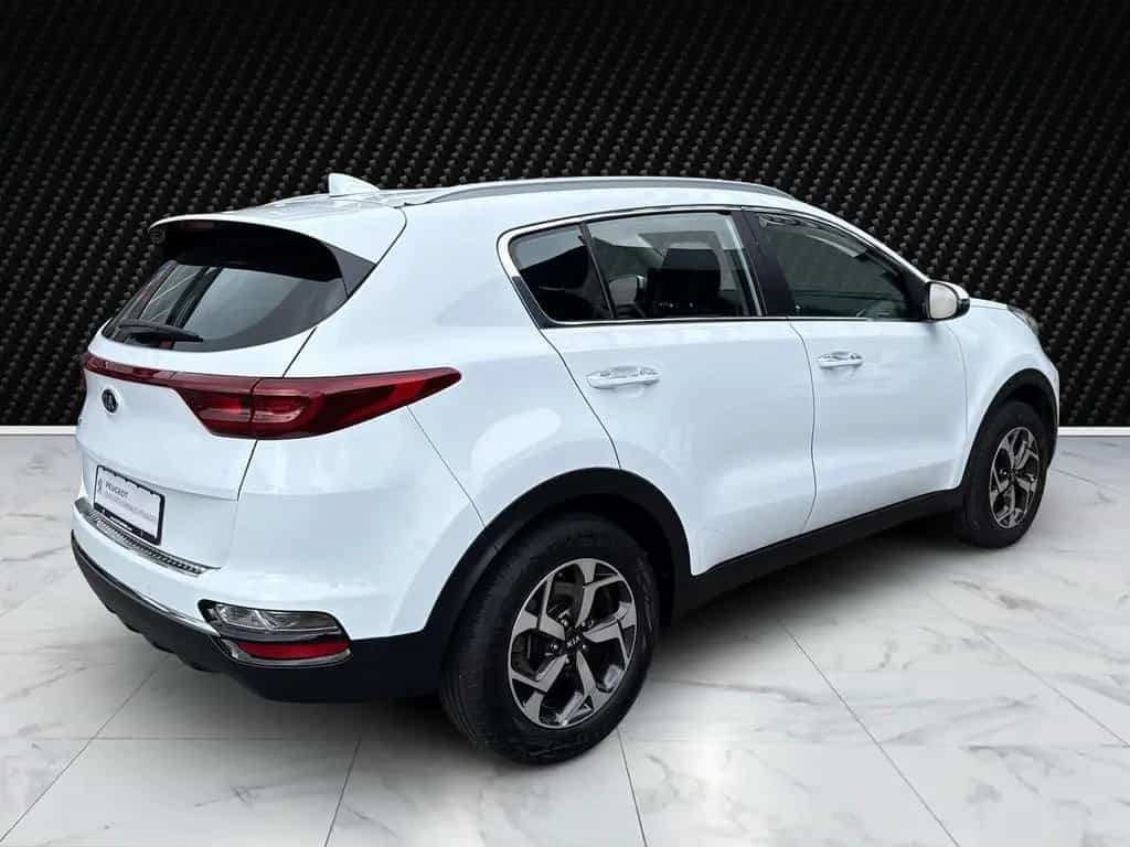 Kia Sportage Vision 2WD 8 Fachbereift TÜV neu 07/2021-photo-4