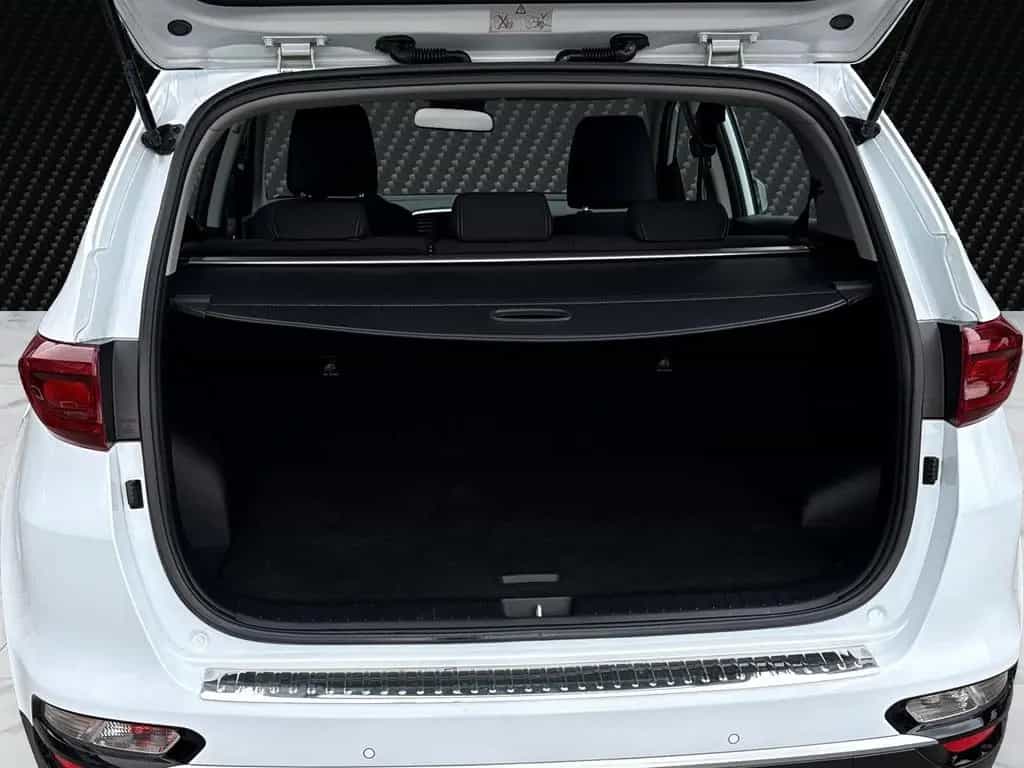 Kia Sportage Vision 2WD 8 Fachbereift TÜV neu 07/2021-photo-9