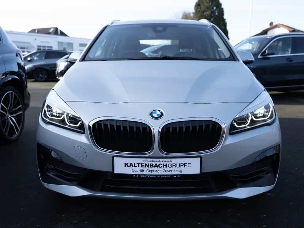 BMW 220 Active Tourer Advantage LED SHZ PDC KLIMA 08/2019-photo-2