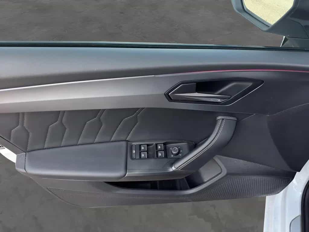 Cupra Leon SP 2.0 TSI DSG LED NAVI ACC BLINDSPOT 5-J-G 08/2023-photo-12