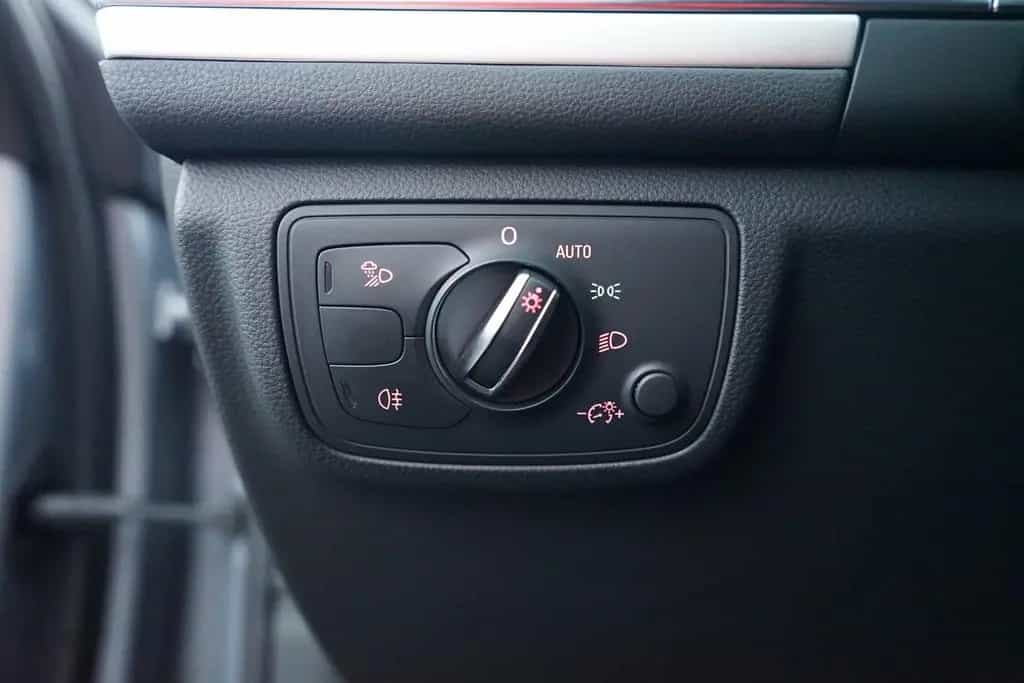Audi A6 Avant 1.8 TFSI ultra Bi-Xenon Navi Tempomat 08/2018-photo-20