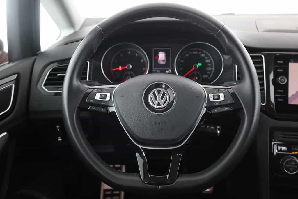 Volkswagen Golf VII Sportsvan 1.5 TSI DSG Highline LED ACC 02/2018-photo-13