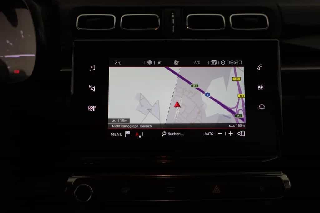 Citroën C3 1.2 PureTech 110 LED Navi Tempomat Kamera DAB 04/2024-photo-9