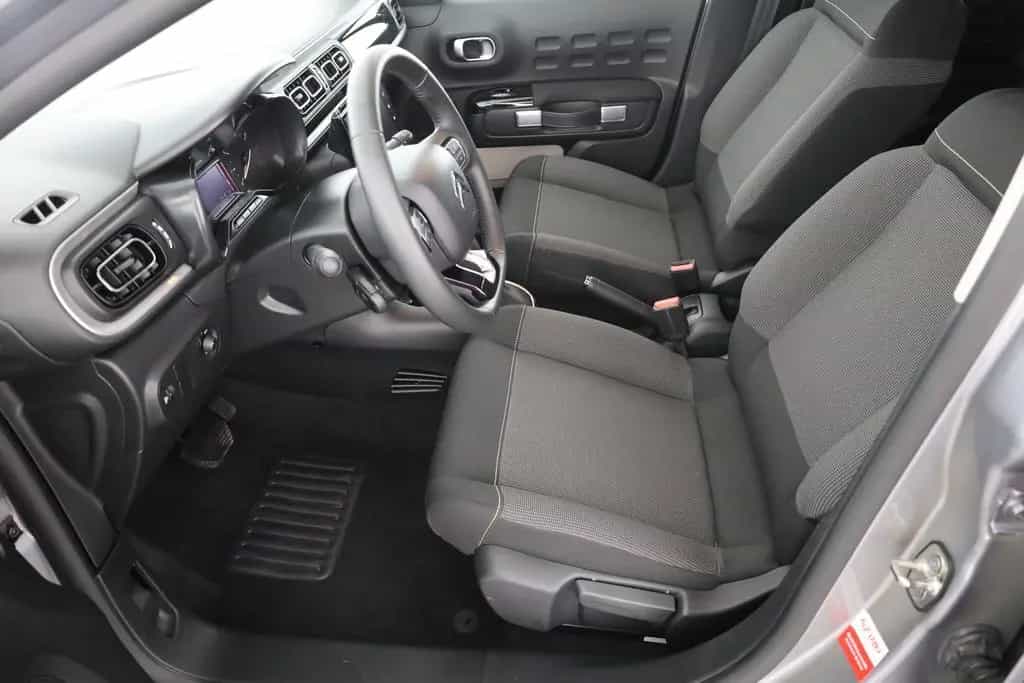 Citroën C3 1.2 PureTech 110 LED Navi Tempomat Kamera DAB 04/2024-photo-18