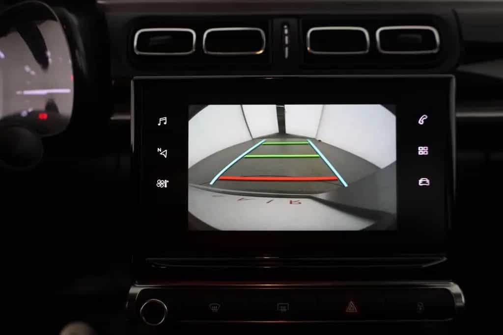 Citroën C3 1.2 PureTech 110 LED Navi Tempomat Kamera DAB 04/2024-photo-22