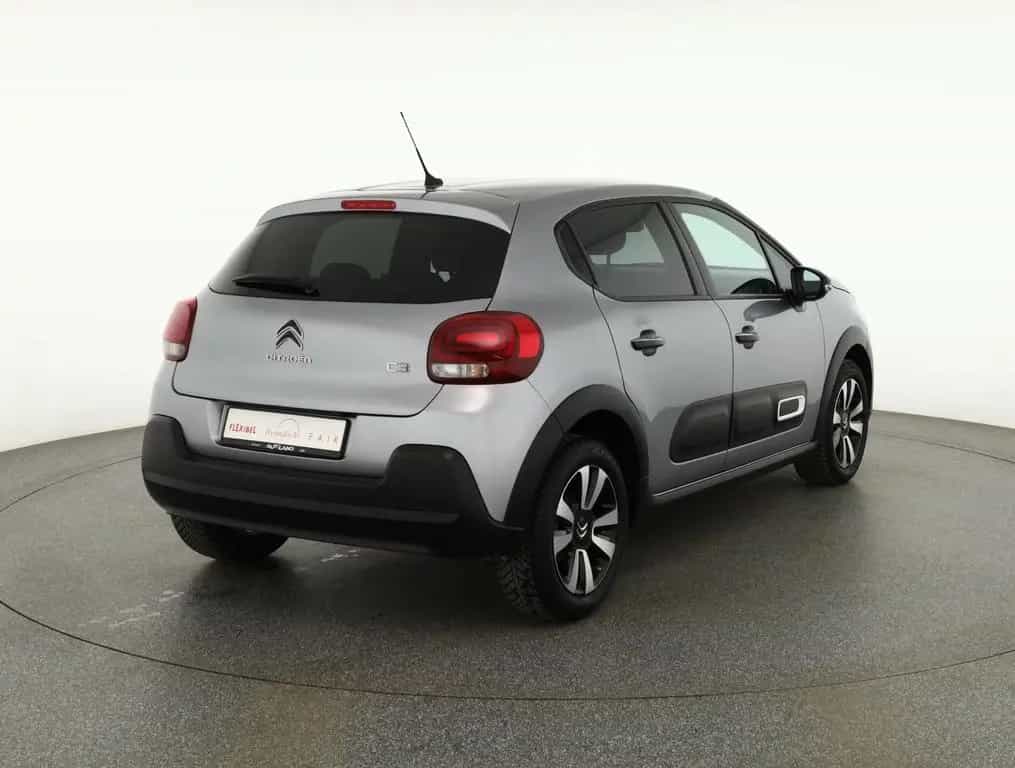 Citroën C3 1.2 PureTech 110 LED Navi Tempomat Kamera DAB 04/2024-photo-3