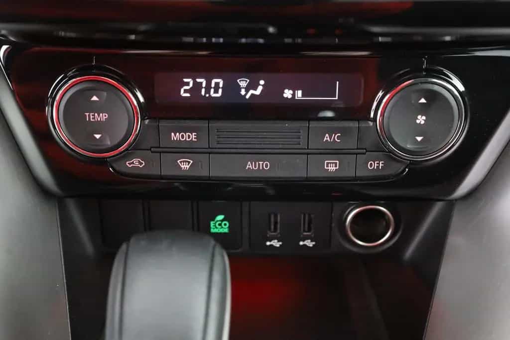 Mitsubishi Eclipse Cross 1.5 T-MIVEC Diamant Aut. Kamera 11/2018-photo-11