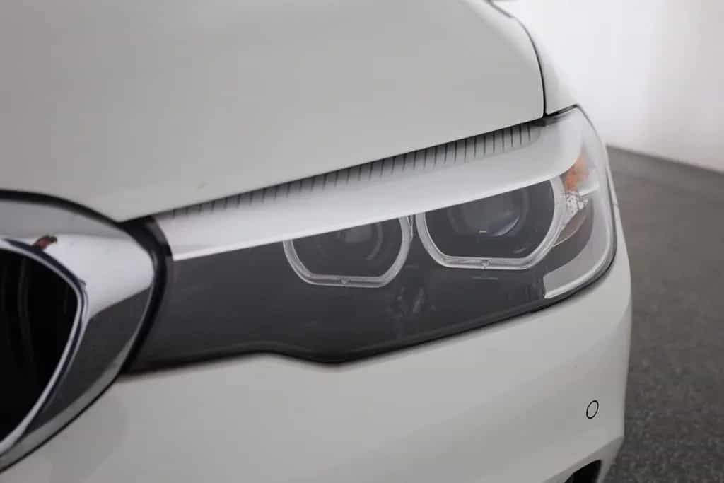 BMW 520 d Touring Sport Line LED Navi Sitzheizung PDC 01/2020-photo-28
