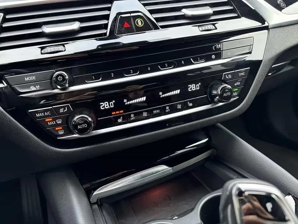 ALPINA D5 S xDrive H&K HUD StandHZG Navi Digitales Cock 08/2020-photo-11