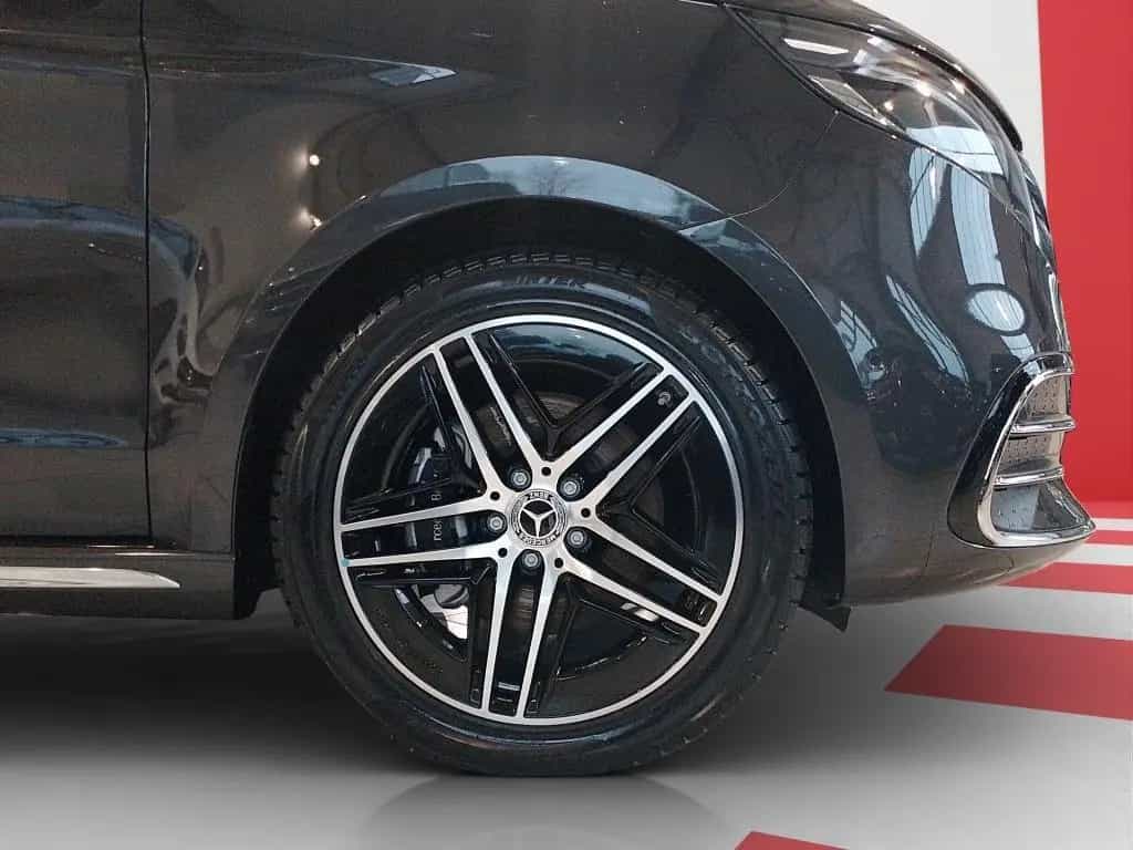 Mercedes-Benz V 300 d AVANTGARDE LANG AMG+AIRMATIC+PANO+AHK 12/2025-photo-4