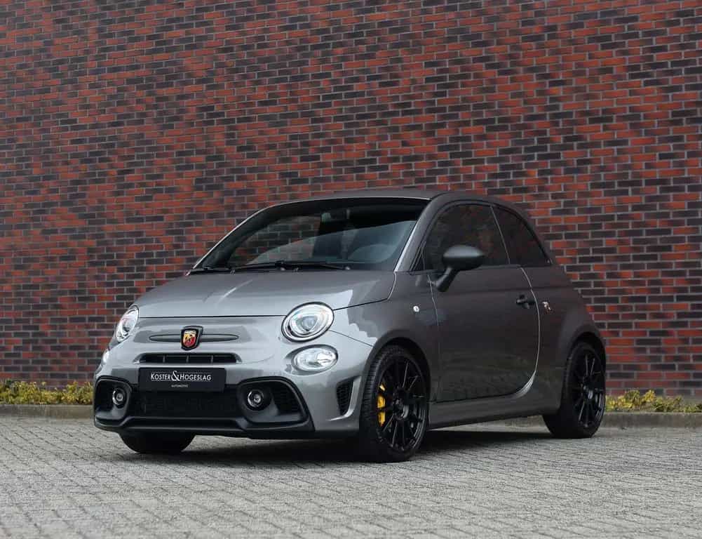 Abarth 695 Competizione | Beats - Brembo - Sabelt seat 02/2024-photo-15