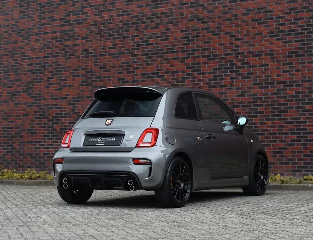 Abarth 695 Competizione | Beats - Brembo - Sabelt seat 02/2024-photo-16