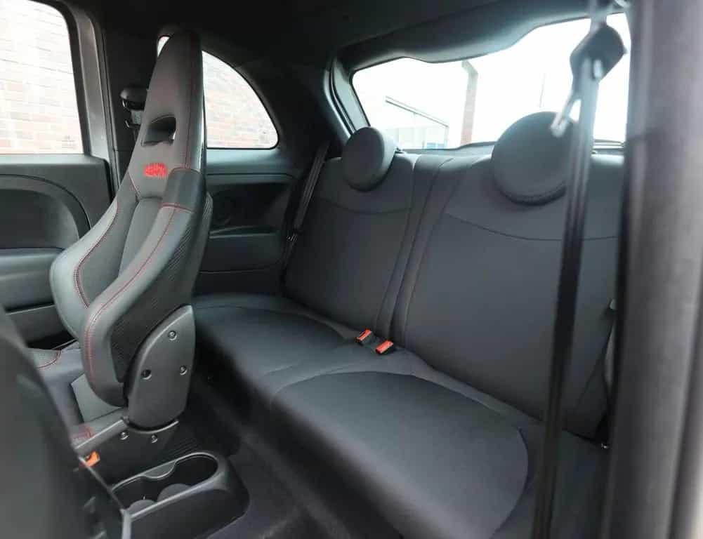 Abarth 695 Competizione | Beats - Brembo - Sabelt seat 02/2024-photo-30
