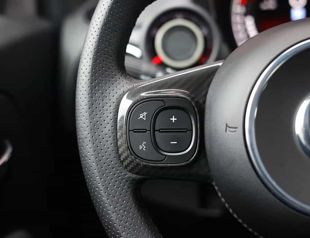 Abarth 695 Competizione | Beats - Brembo - Sabelt seat 02/2024-photo-33