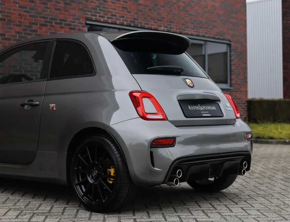 Abarth 695 Competizione | Beats - Brembo - Sabelt seat 02/2024-photo-9