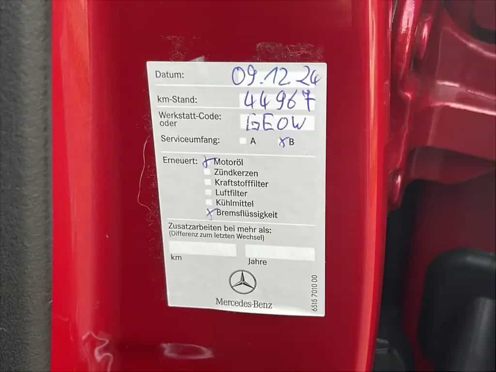 Mercedes-Benz GLA-Class 200 AMG AUTOM. PANORA MASSAGE LEDER GARANTIE 01/2021-photo-49