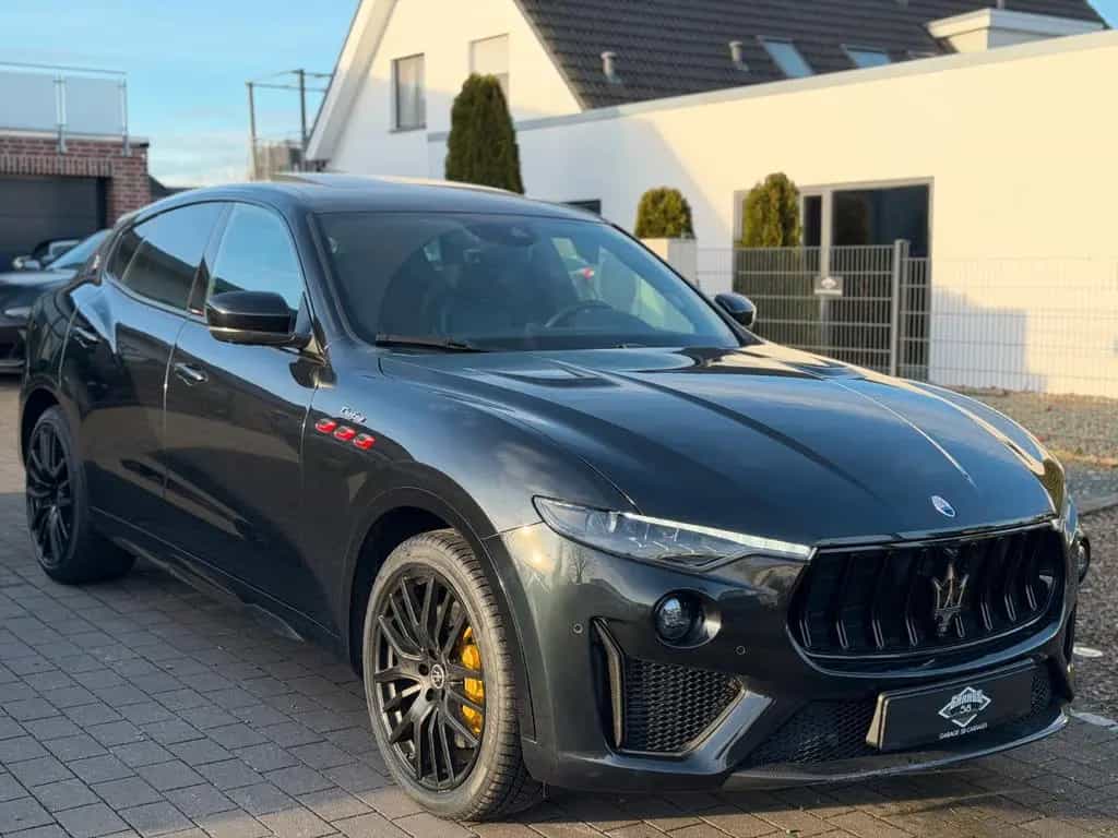 Maserati Levante Trofeo 3.8 V8 Facelift/Carbon/B&W/22' 09/2021-photo-0