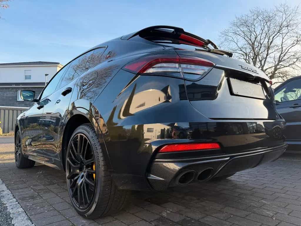 Maserati Levante Trofeo 3.8 V8 Facelift/Carbon/B&W/22' 09/2021-photo-21